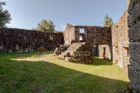 Moradia t3, venda, caniçada, gerês