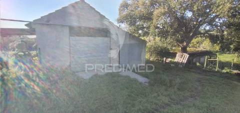 Monte alantejano com 3 habitações e piscina