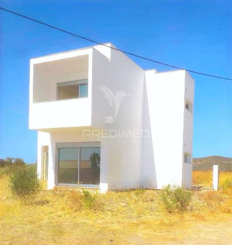 Moradia contemporânea t3 com vista  para o campo - cercados, tavira