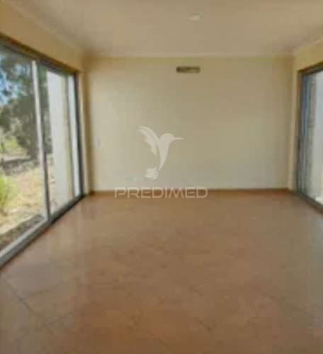 Moradia contemporânea t3 com vista  para o campo - cercados, tavira