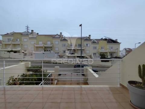 Urbanização quinta da brita moradia t3 c/ garagem