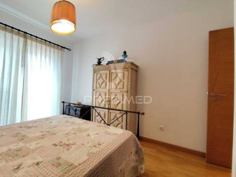 Urbanização quinta da brita moradia t3 c/ garagem