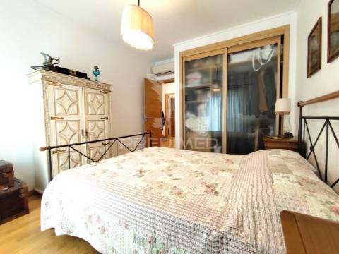 Urbanização quinta da brita moradia t3 c/ garagem