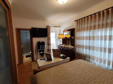 Urbanização quinta da brita moradia t3 c/ garagem