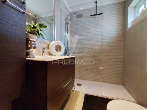 Urbanização quinta da brita moradia t3 c/ garagem