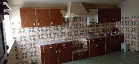 Moradia t2 em couço, coruche.