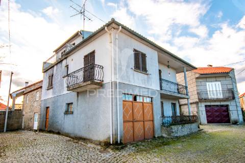 Moradia t4  – pousafoles do bispo, sabugal