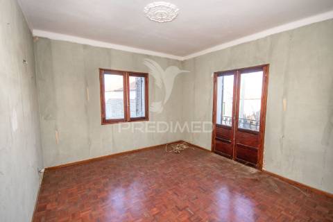 Moradia t4  – pousafoles do bispo, sabugal