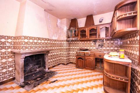 Moradia t4  – pousafoles do bispo, sabugal