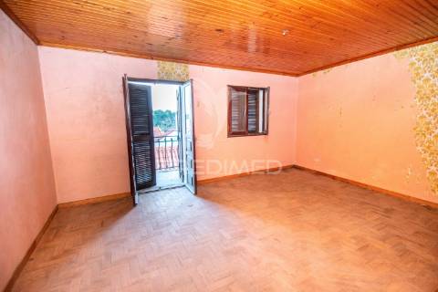 Moradia t4  – pousafoles do bispo, sabugal