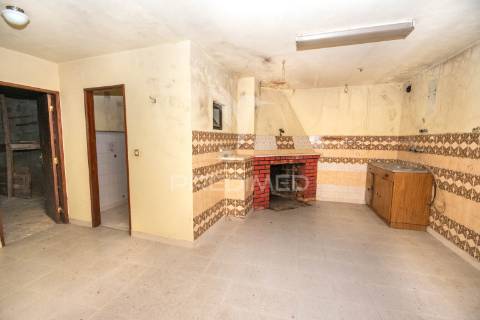 Moradia t4  – pousafoles do bispo, sabugal