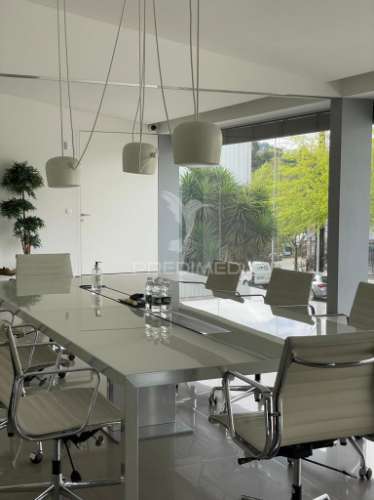 Armazém arrendamento em urgezes, guimarães