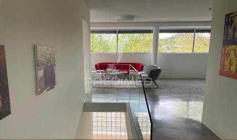 Armazém arrendamento em urgezes, guimarães