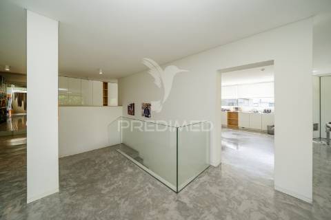 Extraordinário armazém em urgezes, guimarães