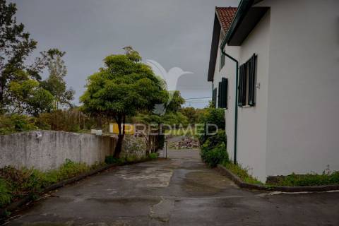 Casa encantadora na vila madalena com vistas deslumbrantes - moradia t5