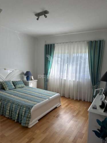 Moradia bi familiar t4 | próximo da praia | vieira leiria