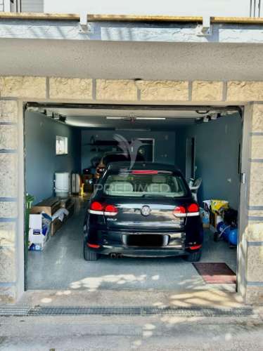 Moradia bi familiar t4 | próximo da praia | vieira leiria