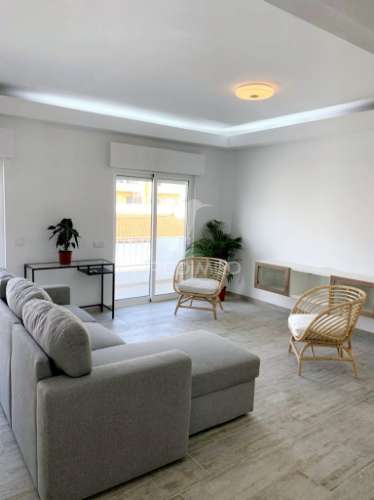 Apartamento t2 remodelado em quarteira, otima localização