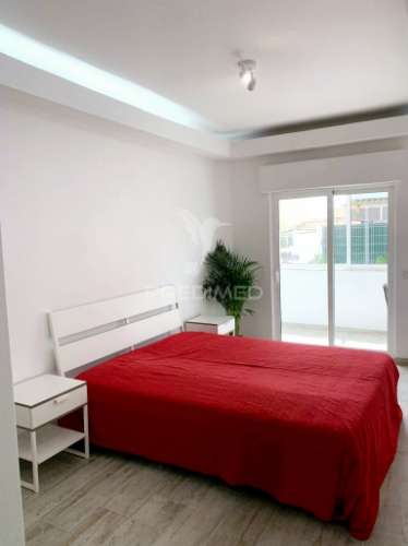 Apartamento t2 remodelado em quarteira, otima localização