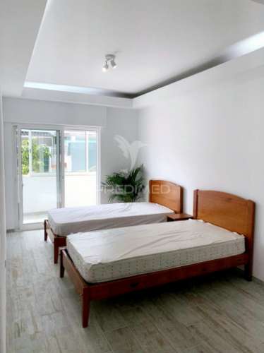 Apartamento t2 remodelado em quarteira, otima localização