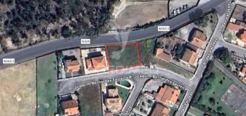 Terreno urbano com 695,75 m² em vale da pinta (cartaxo)