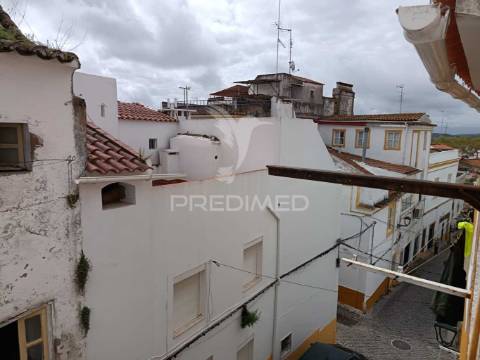 Moradia t3 no centro histórico de elvas