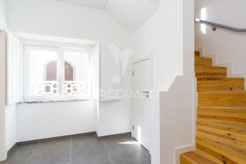 Moradia t2 + em olho marinho