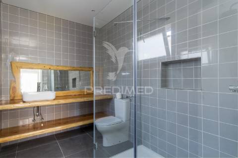 Moradia t2 + em olho marinho