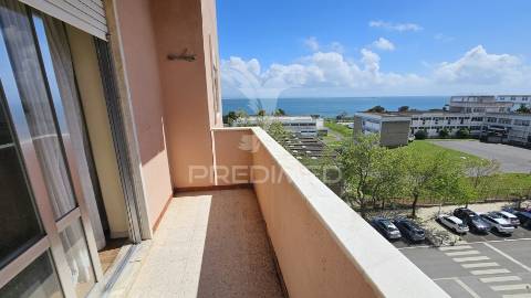 T3 com vista mar em paço de arcos