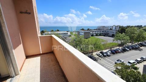 T3 com vista mar em paço de arcos