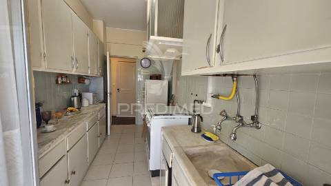 T3 com vista mar em paço de arcos