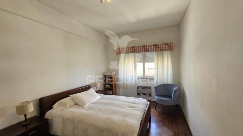 T3 com vista mar em paço de arcos