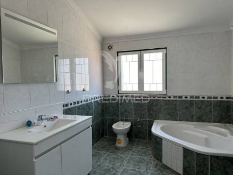 Moradia t5 | guia | pombal | leiria