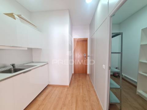 Loja - escritório -  para arrendamento no restelo, lisboa