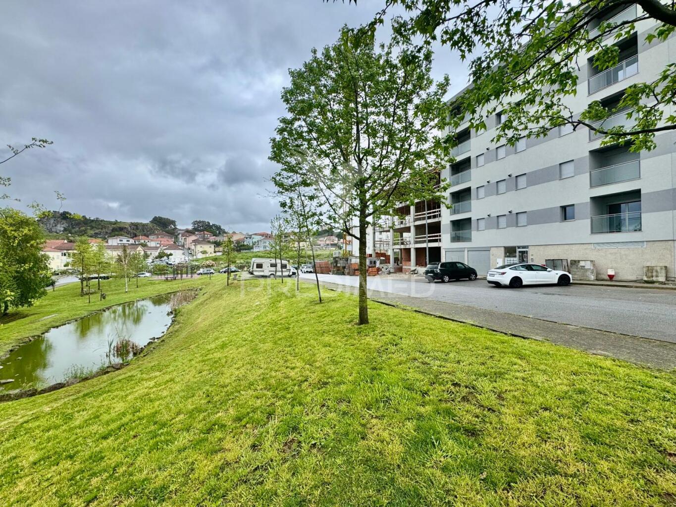 Apartamento t3 novo - próximo ao centro de braga