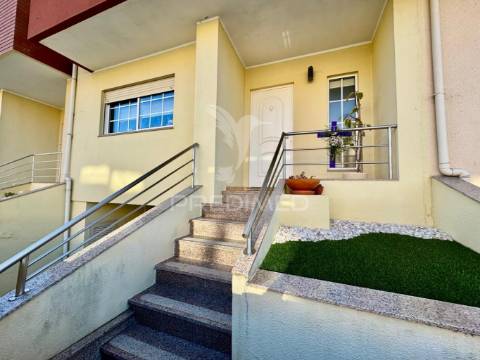 Moradia t3 com piscina