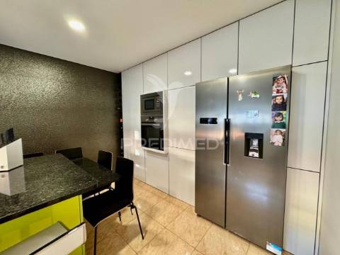 Moradia t3 com piscina