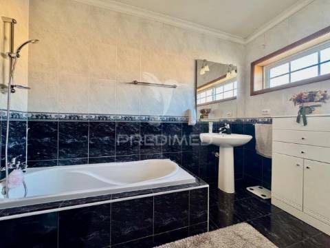 Moradia t3 com piscina