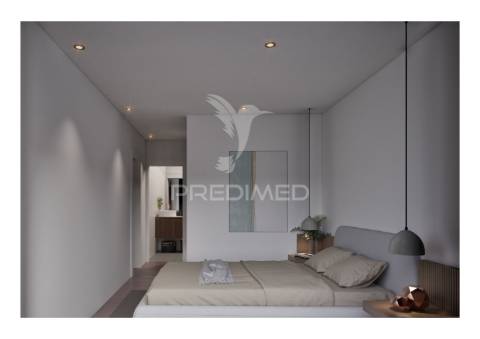 Moradia t4 térrea, com 3 suites e piscina no condomínio tower village