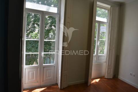 Espaço junto á torre dos clérigos