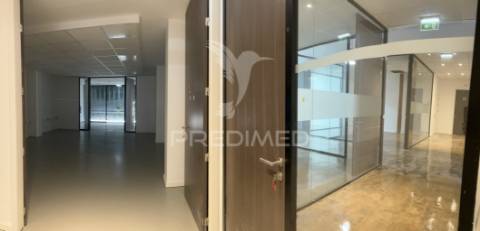 Armazém renovado - areosa