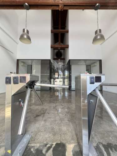 Armazém renovado - areosa