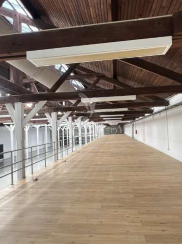 Armazém renovado - areosa