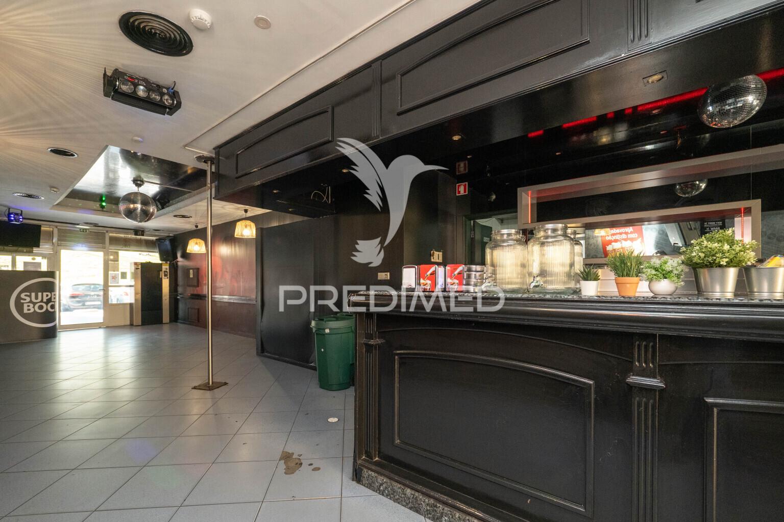 Bar para trespasse perto da universidade do minho.