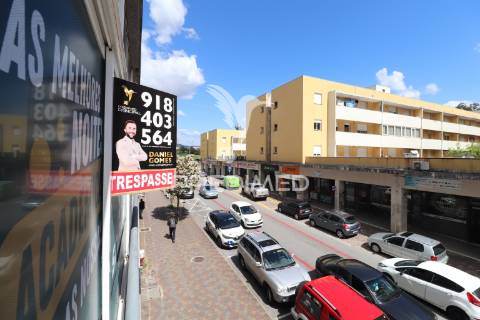 Bar para trespasse perto da universidade do minho.