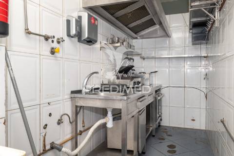 Bar para trespasse perto da universidade do minho.