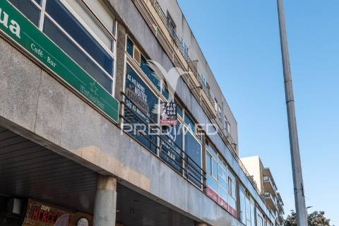 Bar para trespasse perto da universidade do minho.