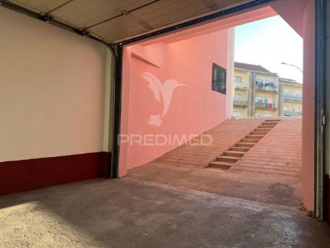 Garagem/box no centro de palmela