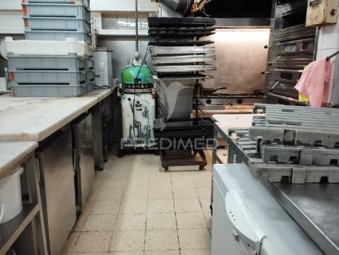 Trespasse pastelaria fabrico próprio lisboa