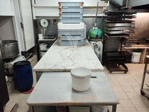 Trespasse pastelaria fabrico próprio lisboa